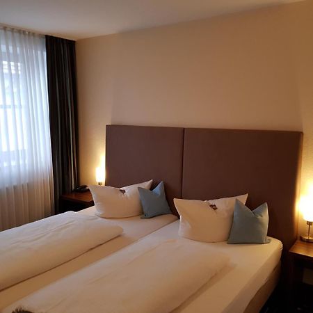 Hotel Koeniger Pliening Экстерьер фото